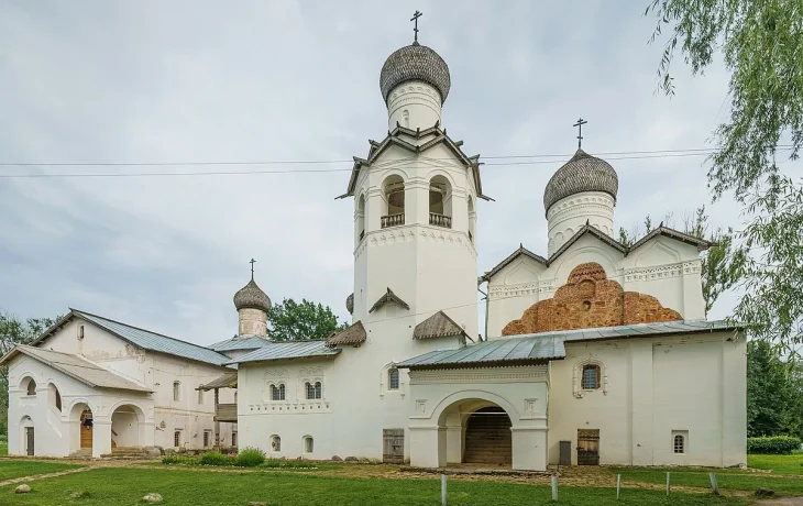 Спасо-Преображенский монастырь Старой Руссы Спасо-Преображенский монастырь Старой Руссы